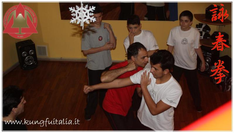 Kung Fu Academy Caserta Italia stage Puglia san severo di wing tjun chun tsun con sifu salvatore mezzone difesa personale e arti marziali www.kungfuitalia.it (1)